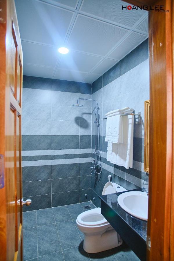 Hotel Khach San Nghia Lam Tra Tuy Hoa Exterior foto
